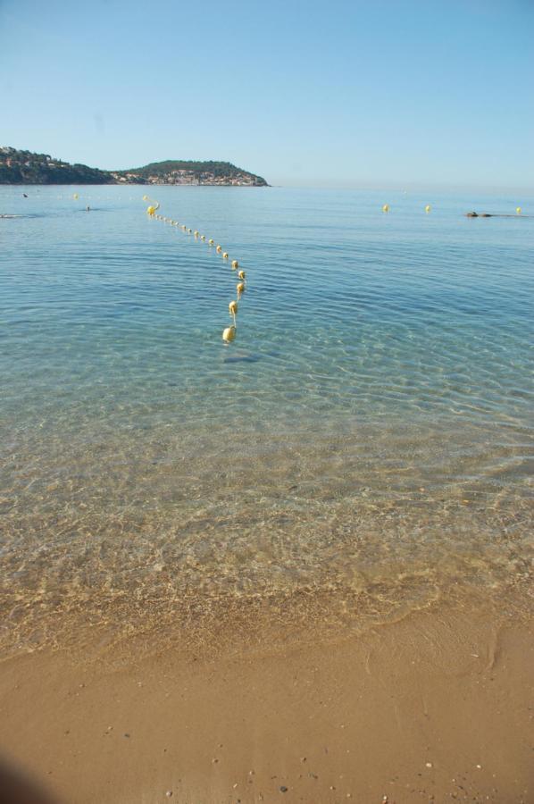 Magnifique Petit Cocon Bord De Mer Le Pradet Luaran gambar
